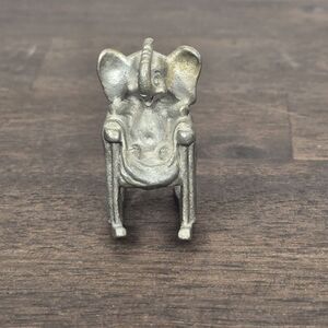 Spoontiques Elephant in Rocking Chair‎ Pewter Figurine HP722 Stamped